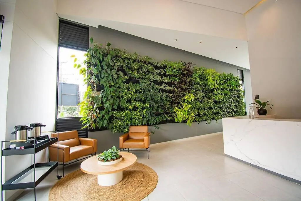 Apartment Bright Studio Topfloor A/C, Poblado Coworking1412 Medellin