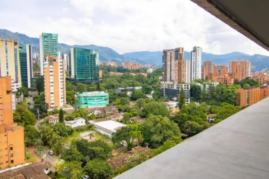 아파트 Bright Studio Topfloor A/C, Poblado Coworking1412 메딜린 콜롬비아